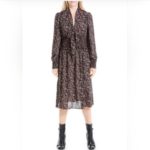 MAX STUDIO
Smocked Waist Printed Midi Dress Size Small - Picture 1 of 9